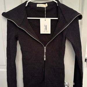 OAK super cute split zipper sweater